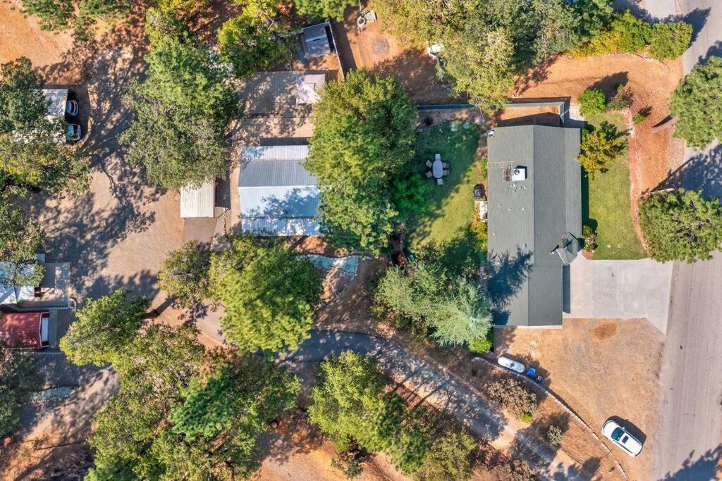 Acorn House - Charming House In Green Heaven With Pool Table With Lovely Backyard Oakhurst Luaran gambar