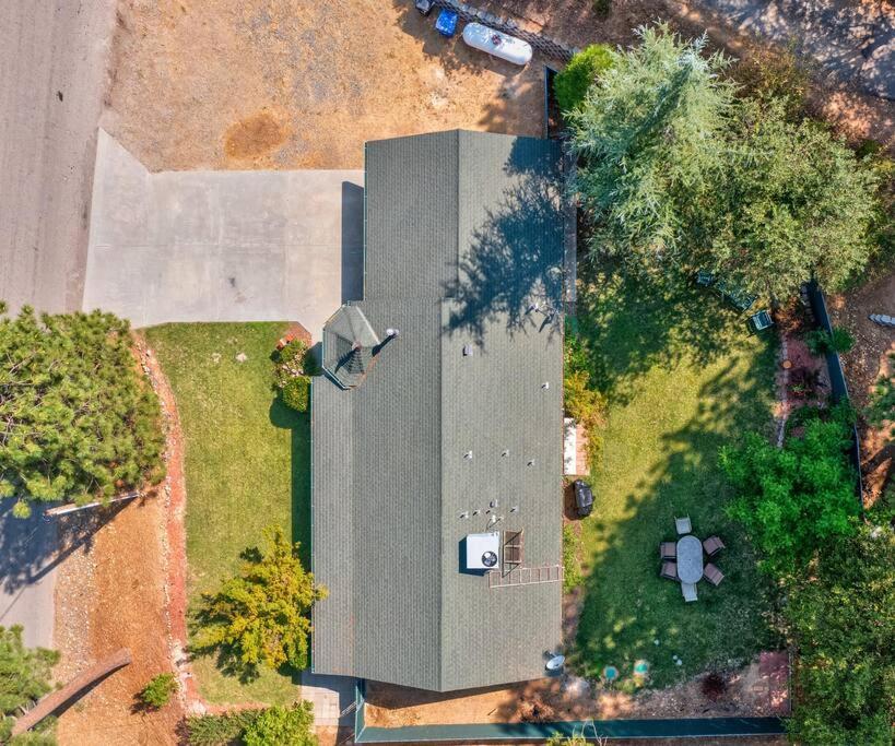 Acorn House - Charming House In Green Heaven With Pool Table With Lovely Backyard Oakhurst Luaran gambar