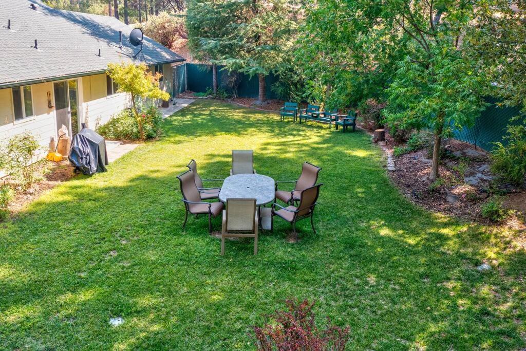 Acorn House - Charming House In Green Heaven With Pool Table With Lovely Backyard Oakhurst Luaran gambar